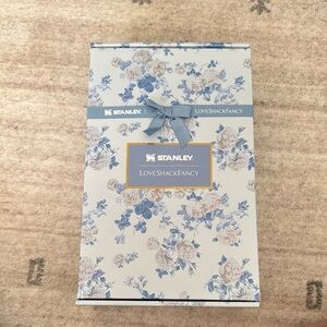 NEW Stanley x LoveShackFancy 40oz tumbler in Everblooming Rosettes blue pattern